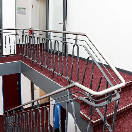 Am Gueterbahnhof Albergue Neubrandenburg