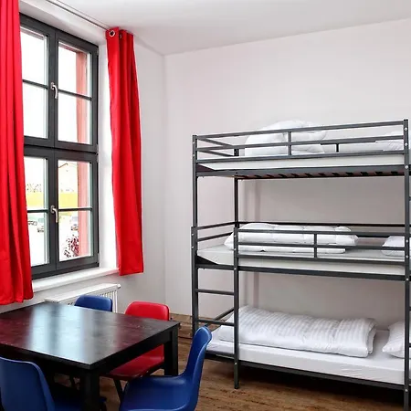 Am Gueterbahnhof * Neubrandenburg